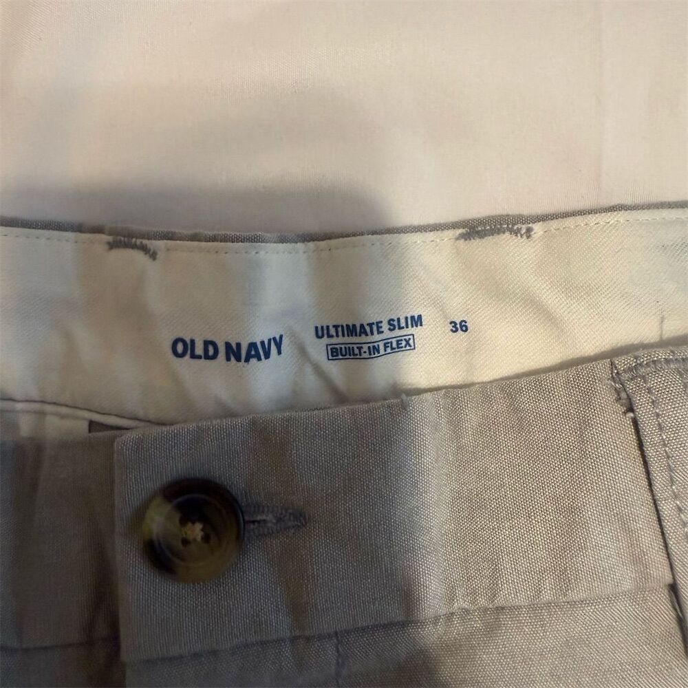 Old Navy Men's Slim Fit Chino Shorts Gray Size 36 Built-In Flex - Picture 6 of 6